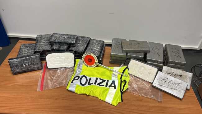 7a69be97 1781 4f3c 8226 c5d930fd093b