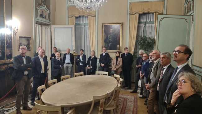 Comitato regionale PI Novara sala abdicazione 2