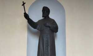 Museo oleggio statua