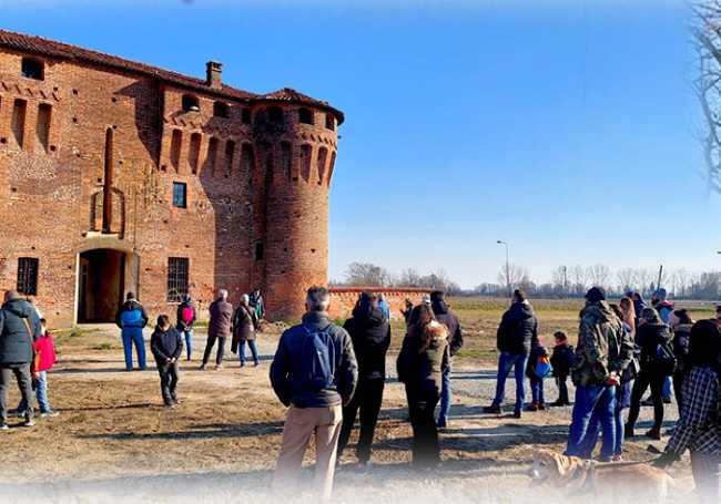 Passeggiata castello Proh