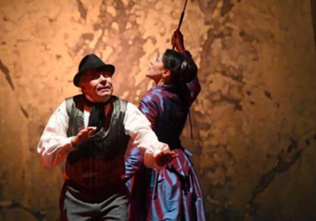 Teatro Ottocento Faraggiana