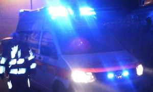 ambulanza notte uomo