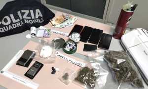 arresti droga questura