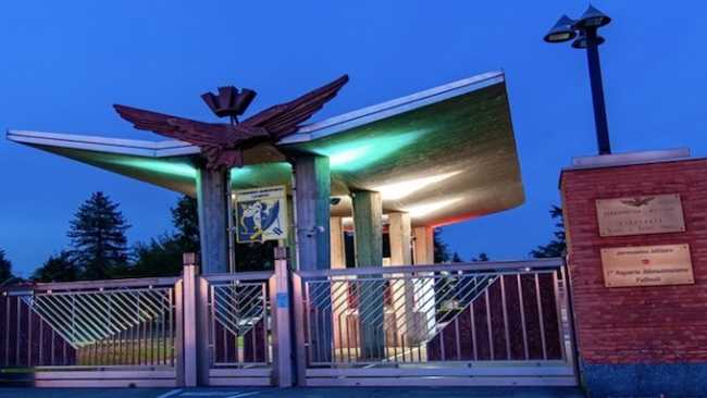 cameri ingresso aeroporto aeronautica