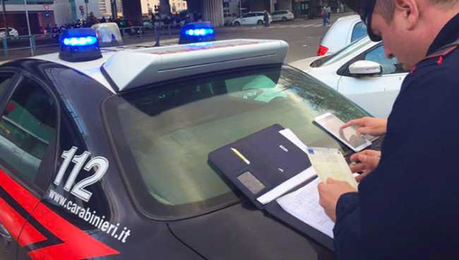 carabinieri documenti auto