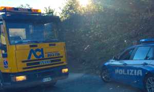 carro attrezzi polizia