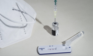 covid siringa test mascherina
