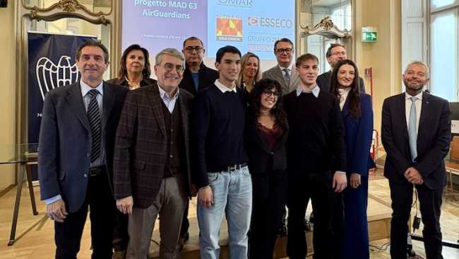 evento omar gruppo foto