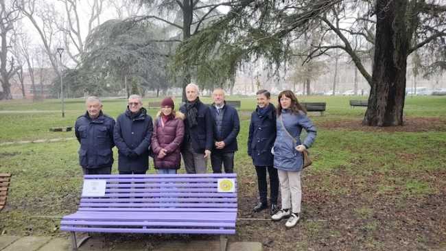 inaugurata panchina viola