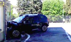 incidente Borgo auto muro