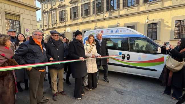 novara nuovo mezzo auser 25