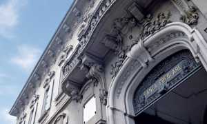 novara palazzo bellini ingresso