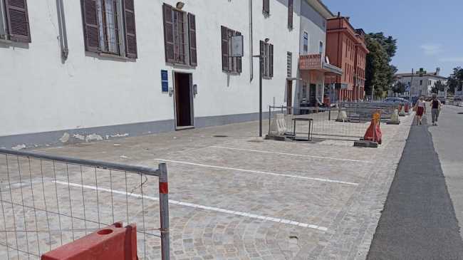 oleggio lato nord viale paganini