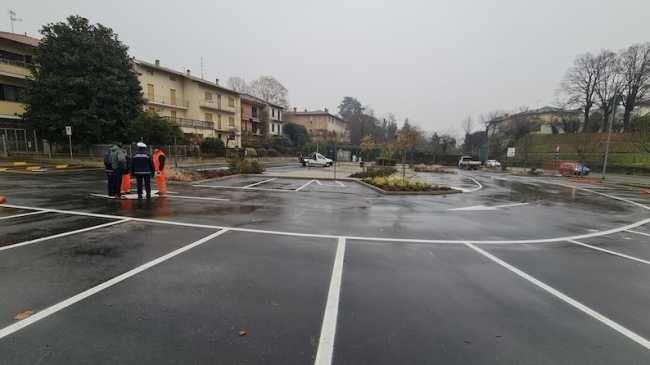 oleggio parcheggio guandra aperto