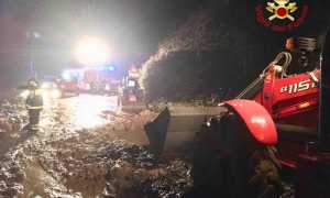 pala vigili fuoco fango