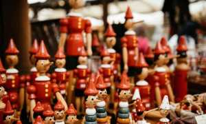 pinocchio legno copia