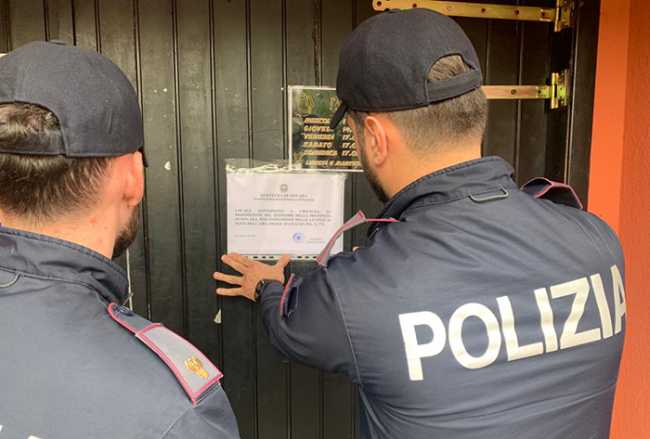 polizia chiusura locale