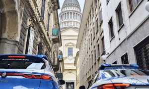 polizia due auto novara