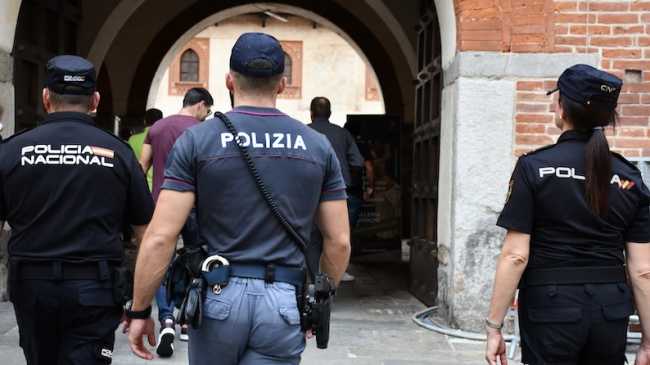 polizia spagnola novara