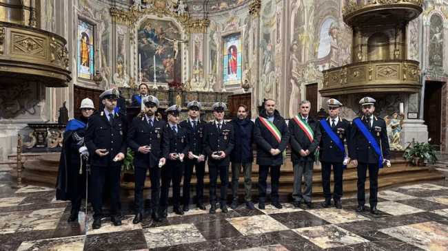 premiazione agenti Pl 1