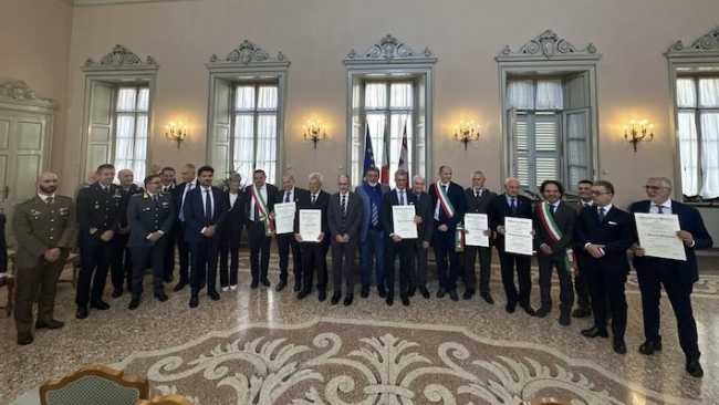 riconoscimenti festa rep 25