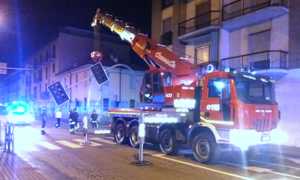 semaforo pericolante