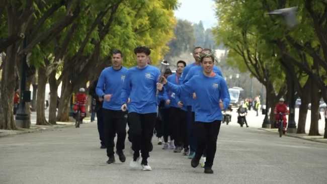 staffetta fiamma speranza