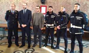 trecate agenti polizia locale