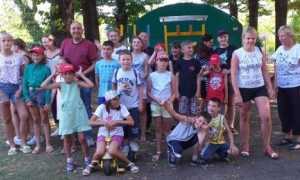 trecate noi con loro