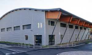 trecate palazzetto via mezzano