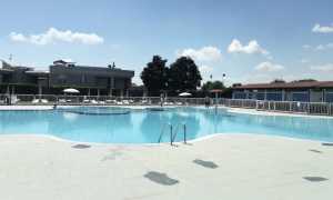 trecate piscina aperto