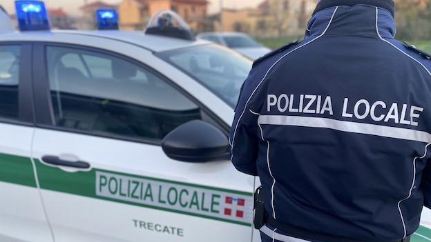 polizia locale trecate agente