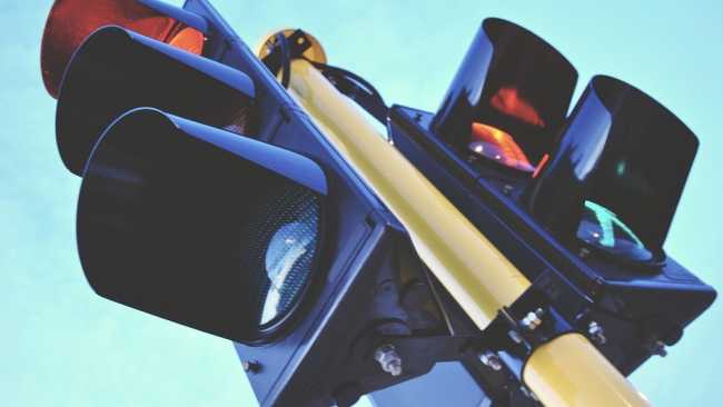 Castelletto Ticino, nuovi semafori per la sicurezza stradale