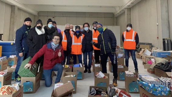 cameri cesti bisognosi