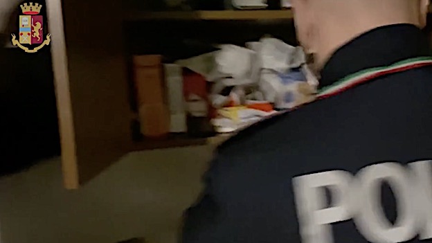 polizia perquisizione