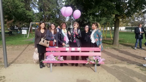 trecate panchina rosa