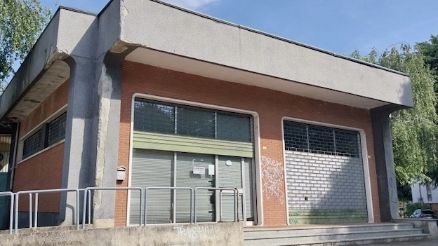 immobile largo cantore