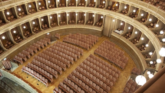 teatro coccia interno alto