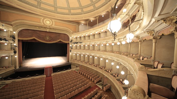 teatro coccia interno
