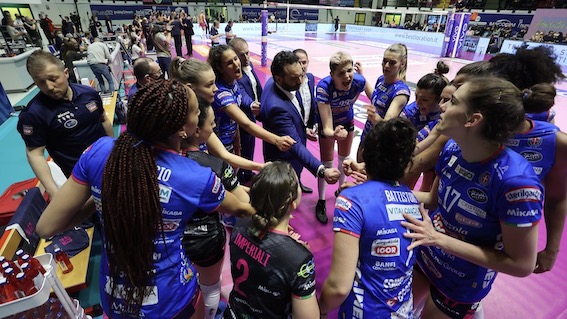 igor volley time out mani 2